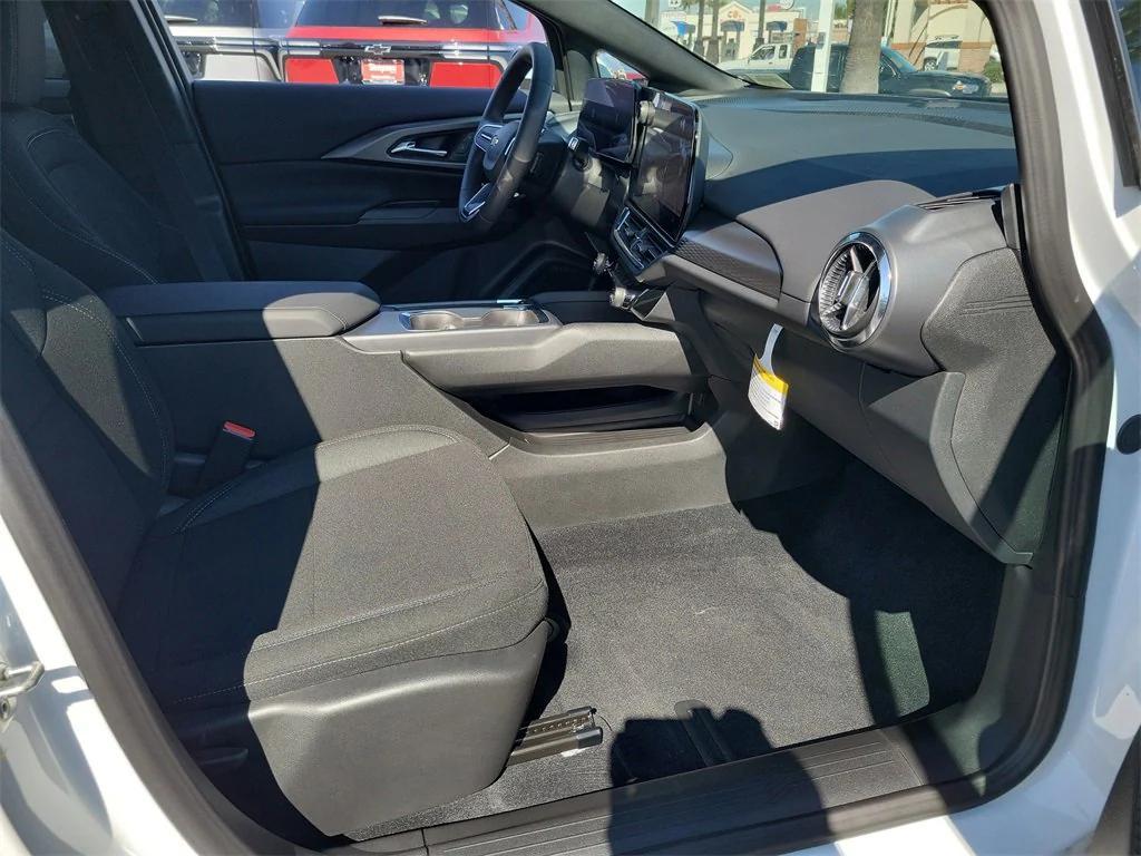 new 2026 Chevrolet Equinox EV car, priced at $35,594