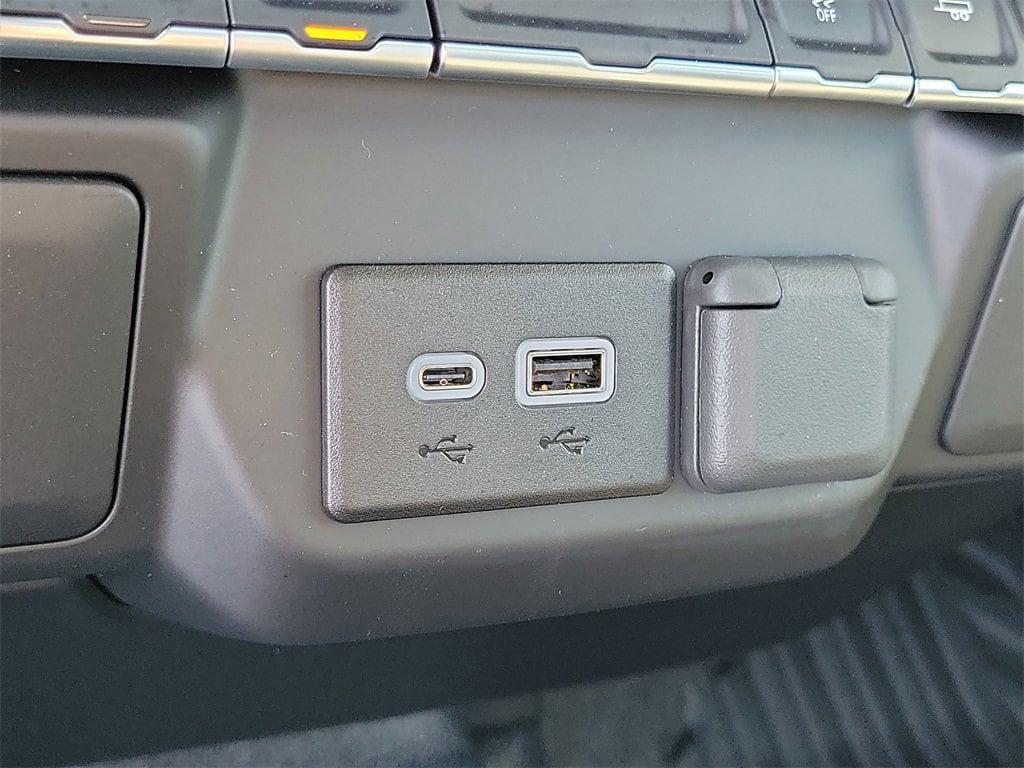 new 2026 Chevrolet Silverado 1500 car, priced at $35,595