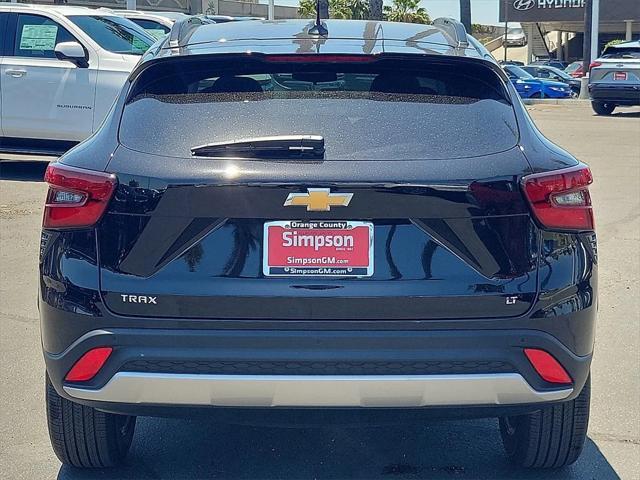 new 2025 Chevrolet Trax car, priced at $26,084