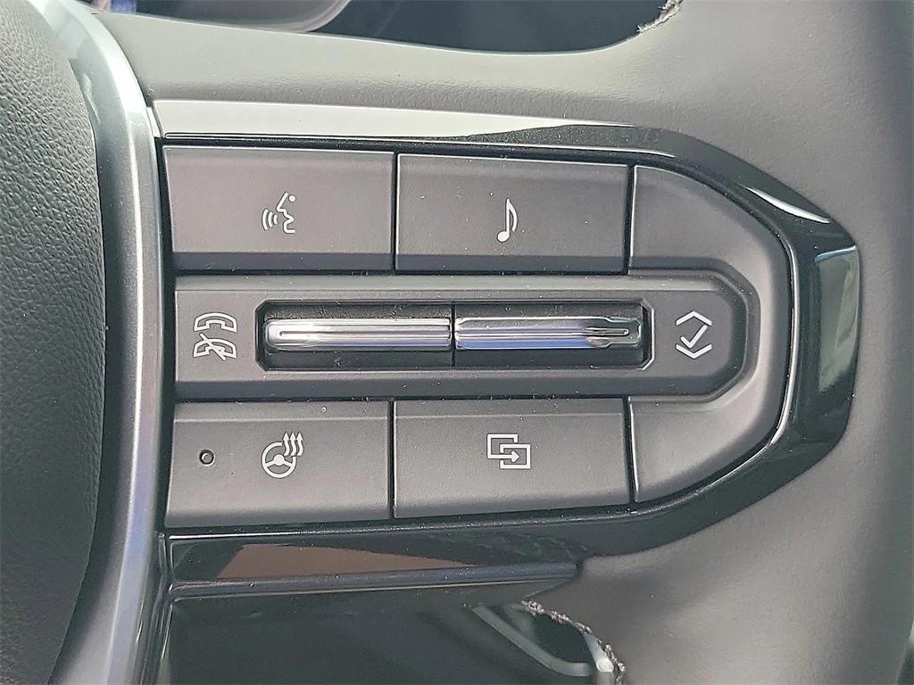 new 2025 Chevrolet Colorado car, priced at $53,744