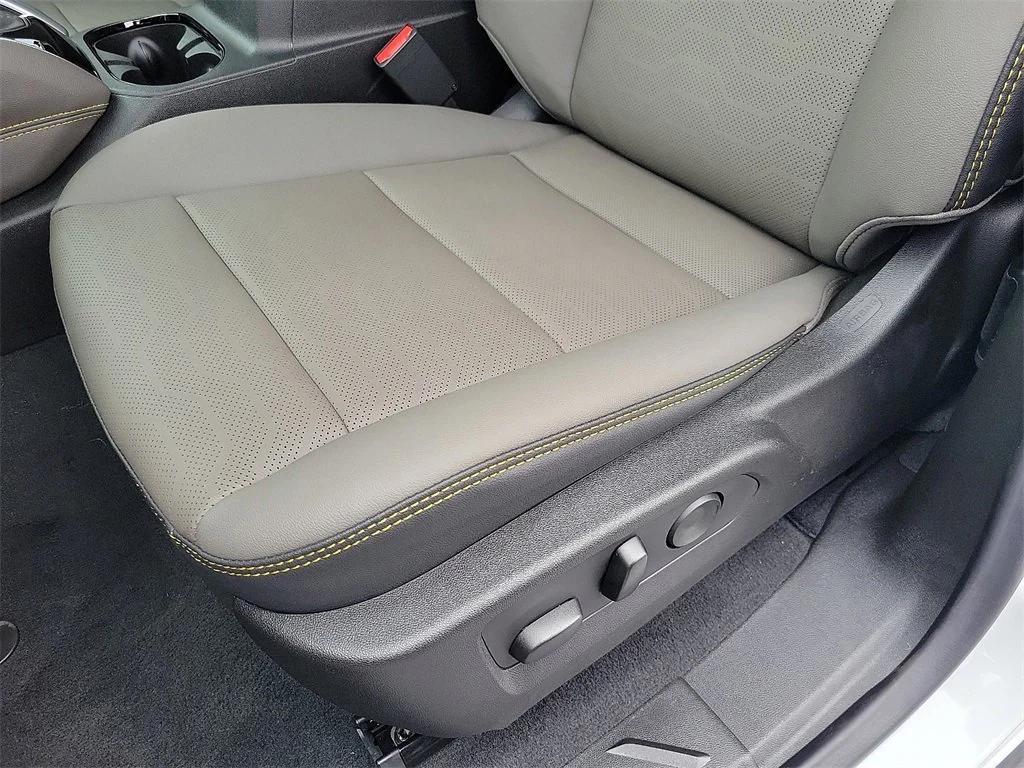 new 2025 Chevrolet Colorado car, priced at $53,744