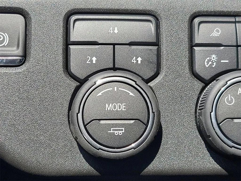 new 2025 Chevrolet Silverado 2500 car, priced at $72,524