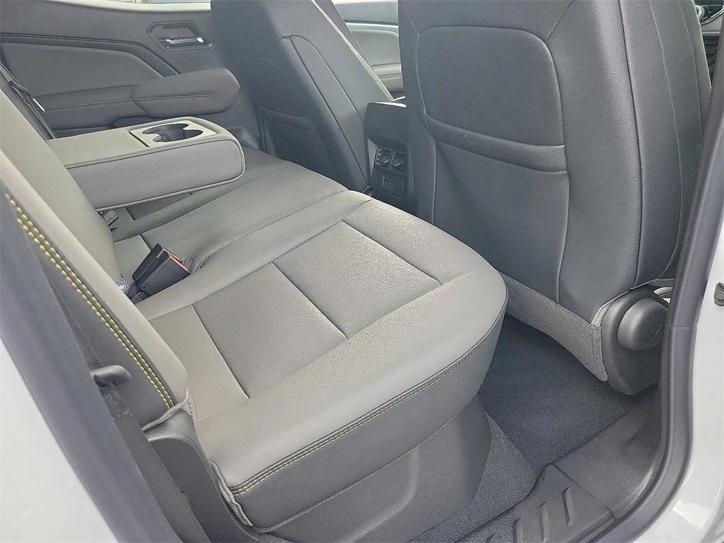 new 2026 Chevrolet Colorado car, priced at $54,370