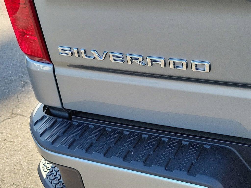 new 2026 Chevrolet Silverado 1500 car, priced at $42,615
