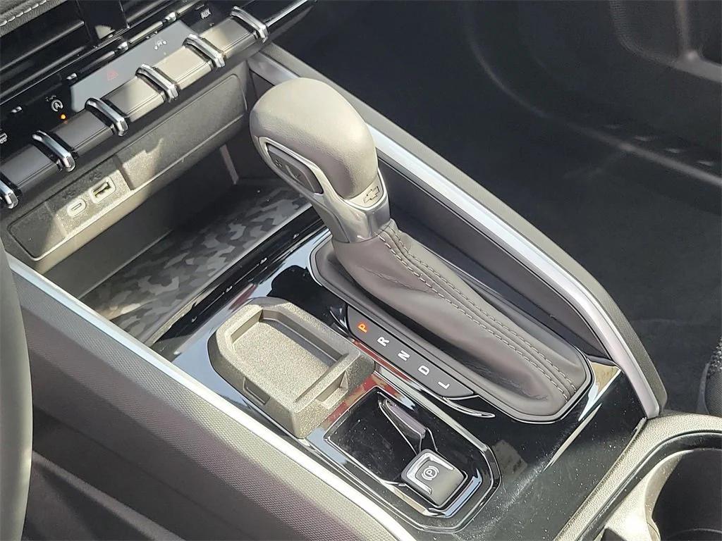 new 2025 Chevrolet Colorado car, priced at $38,590