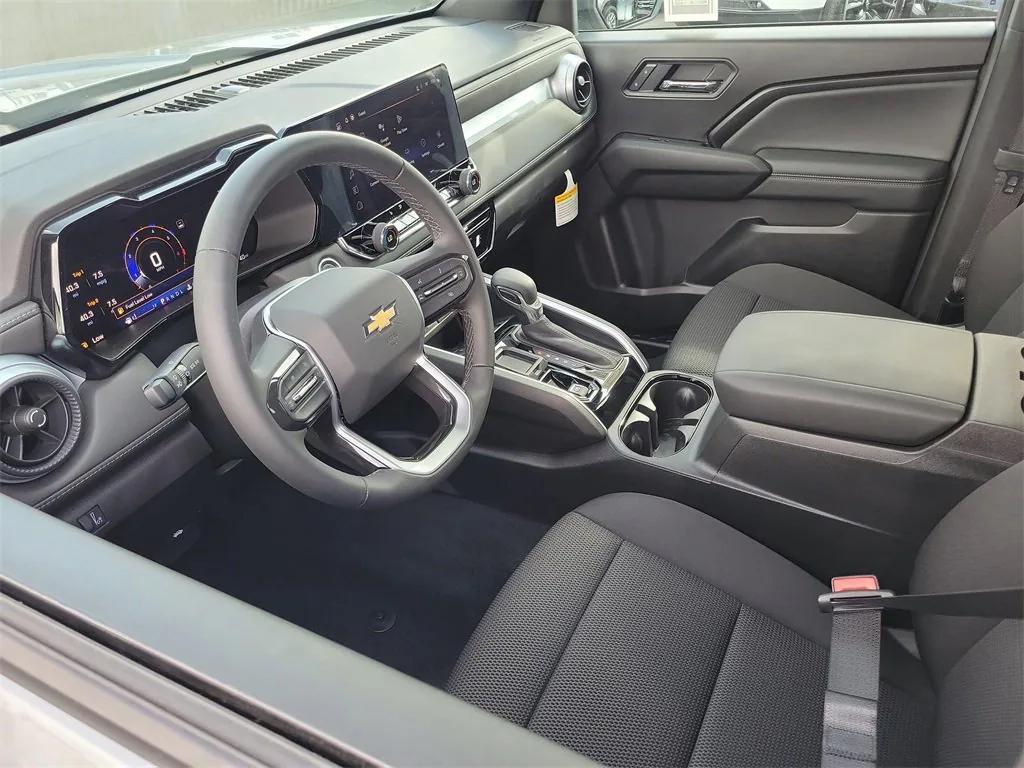 new 2025 Chevrolet Colorado car, priced at $38,590