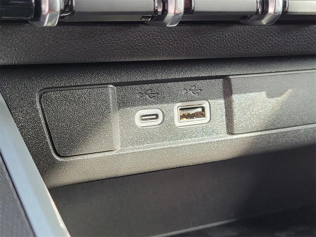 new 2025 Chevrolet Colorado car, priced at $38,590