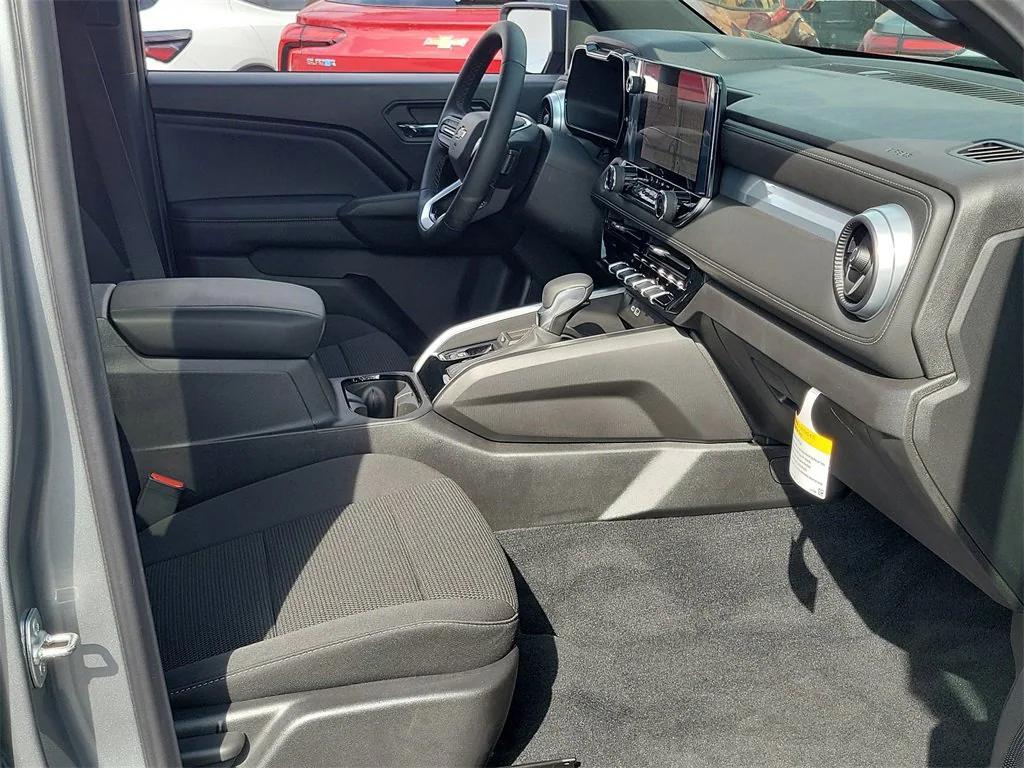 new 2025 Chevrolet Colorado car, priced at $38,590