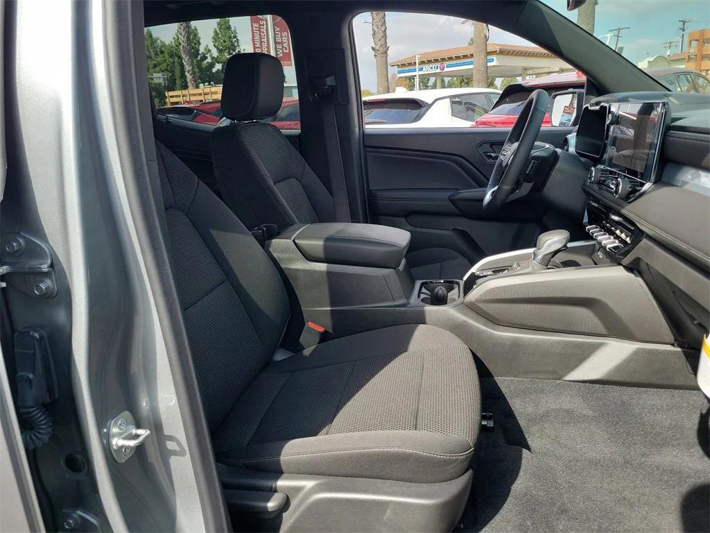 new 2025 Chevrolet Colorado car, priced at $38,590