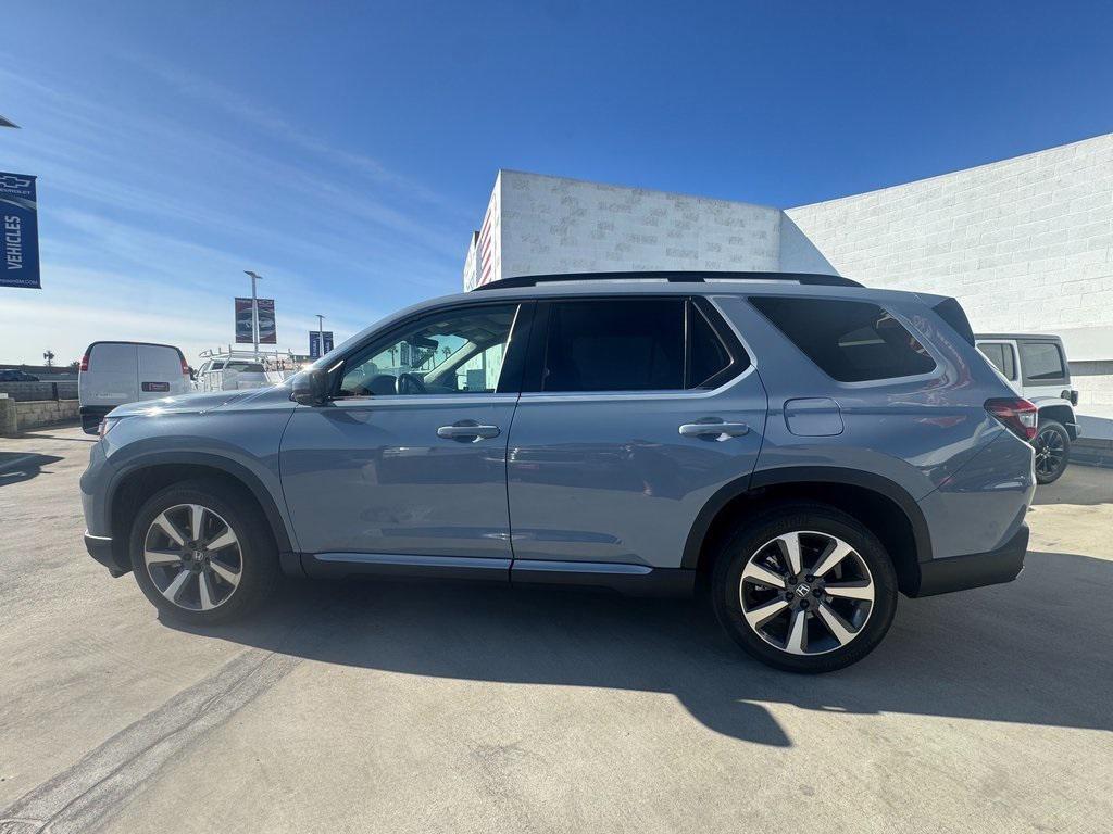 used 2024 Honda Pilot car, priced at $42,995