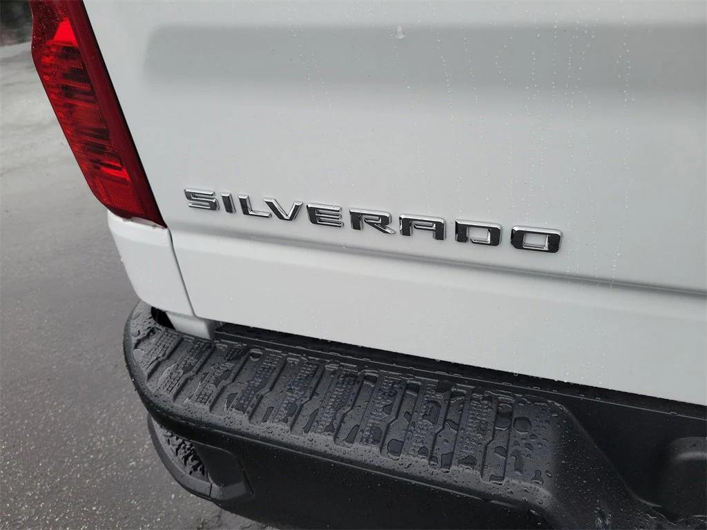 new 2026 Chevrolet Silverado 1500 car, priced at $35,595