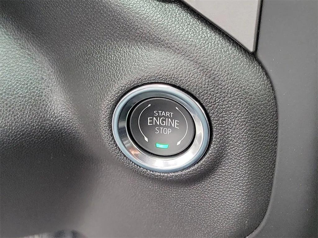 new 2026 Chevrolet Silverado 1500 car, priced at $35,595