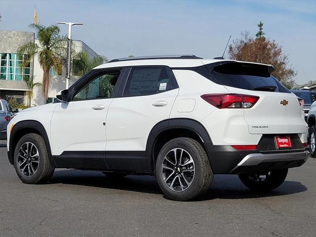 new 2025 Chevrolet TrailBlazer car, priced at $26,589