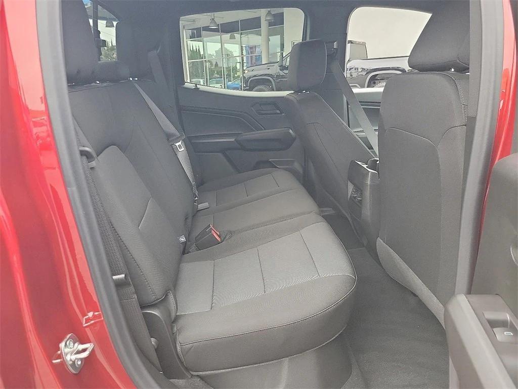new 2025 Chevrolet Colorado car, priced at $33,760