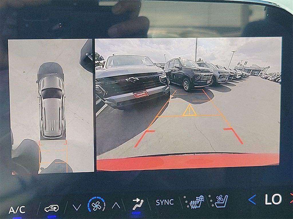 new 2026 Chevrolet Traverse car, priced at $59,565