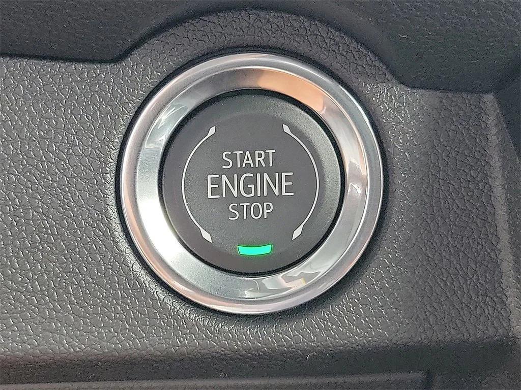 new 2026 Chevrolet Traverse car, priced at $59,565