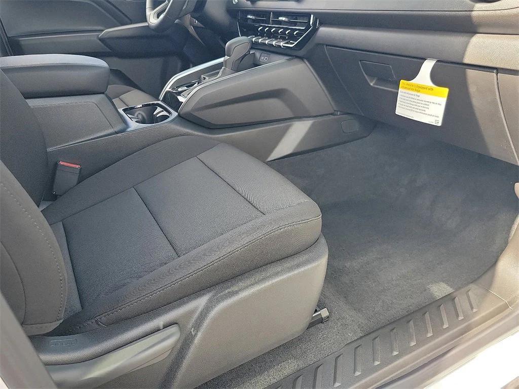 new 2026 Chevrolet Colorado car, priced at $34,745