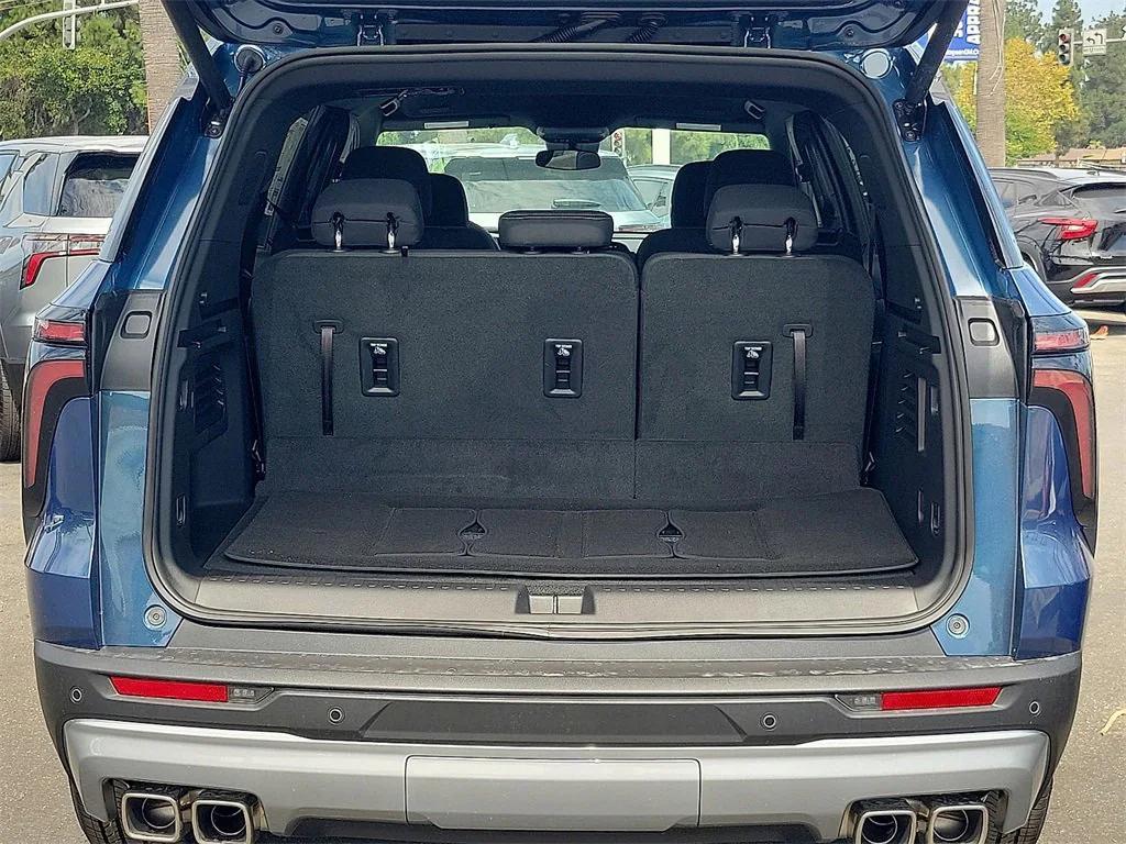 new 2026 Chevrolet Traverse car, priced at $42,820