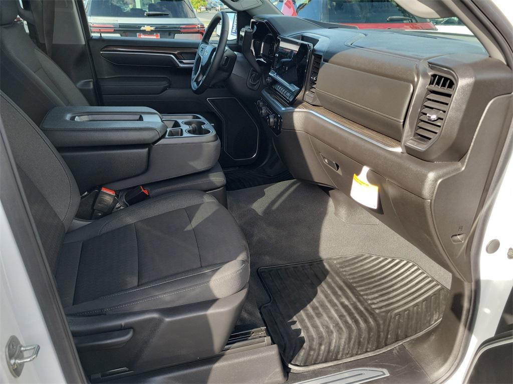 used 2025 Chevrolet Silverado 1500 car, priced at $43,888