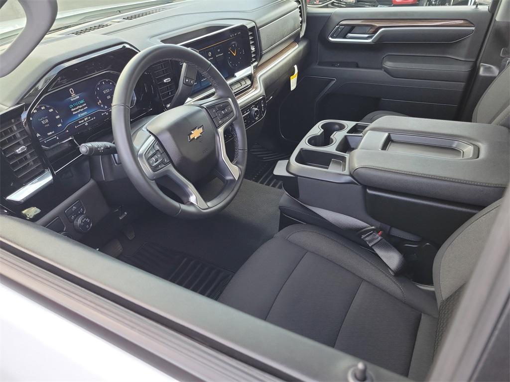 used 2025 Chevrolet Silverado 1500 car, priced at $43,888