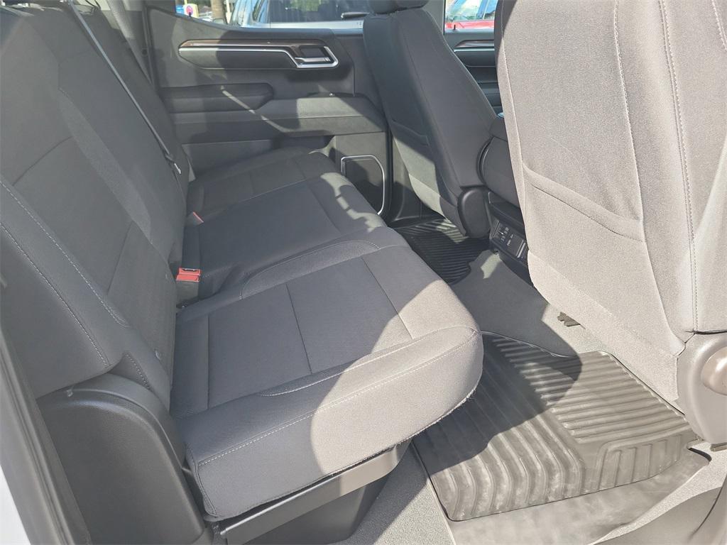 used 2025 Chevrolet Silverado 1500 car, priced at $43,888