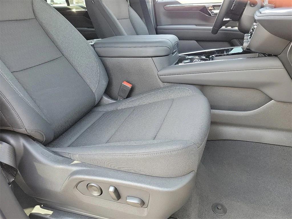 new 2025 Chevrolet Tahoe car, priced at $63,845