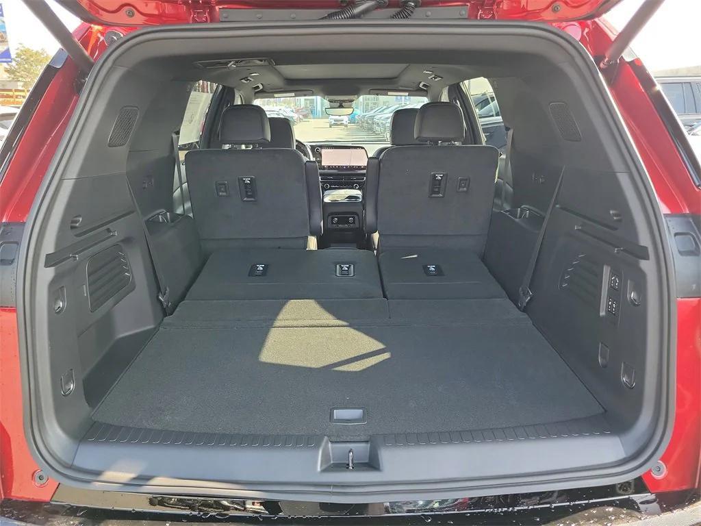 new 2026 Chevrolet Traverse car, priced at $59,785