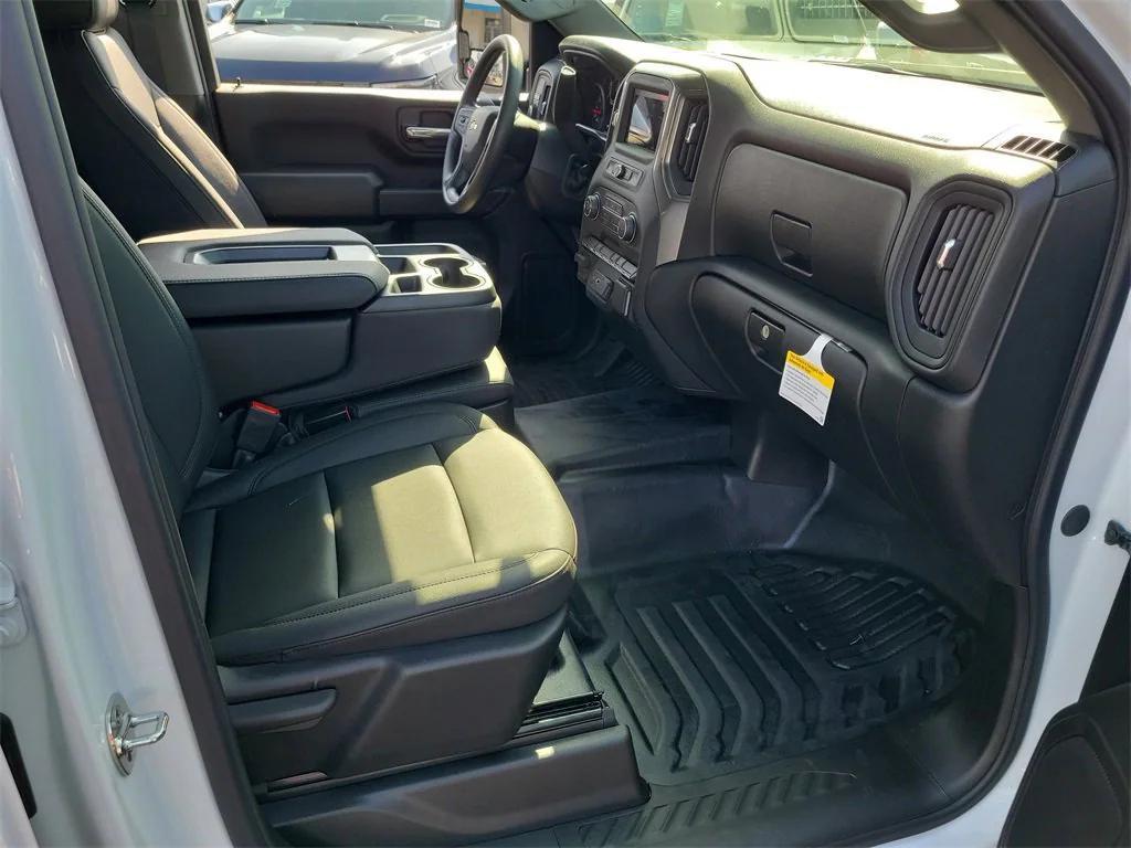 new 2026 Chevrolet Silverado 2500 car, priced at $69,998