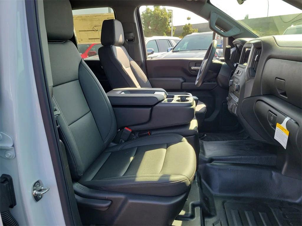 new 2026 Chevrolet Silverado 2500 car, priced at $69,998