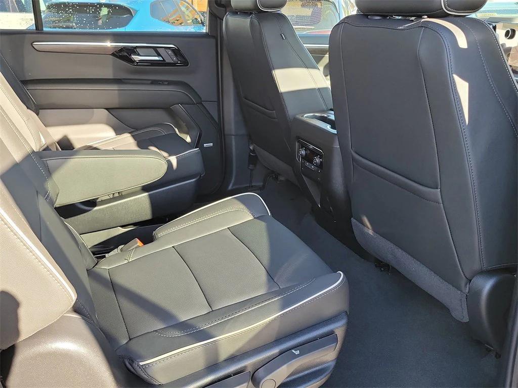 new 2026 Chevrolet Suburban car, priced at $83,930