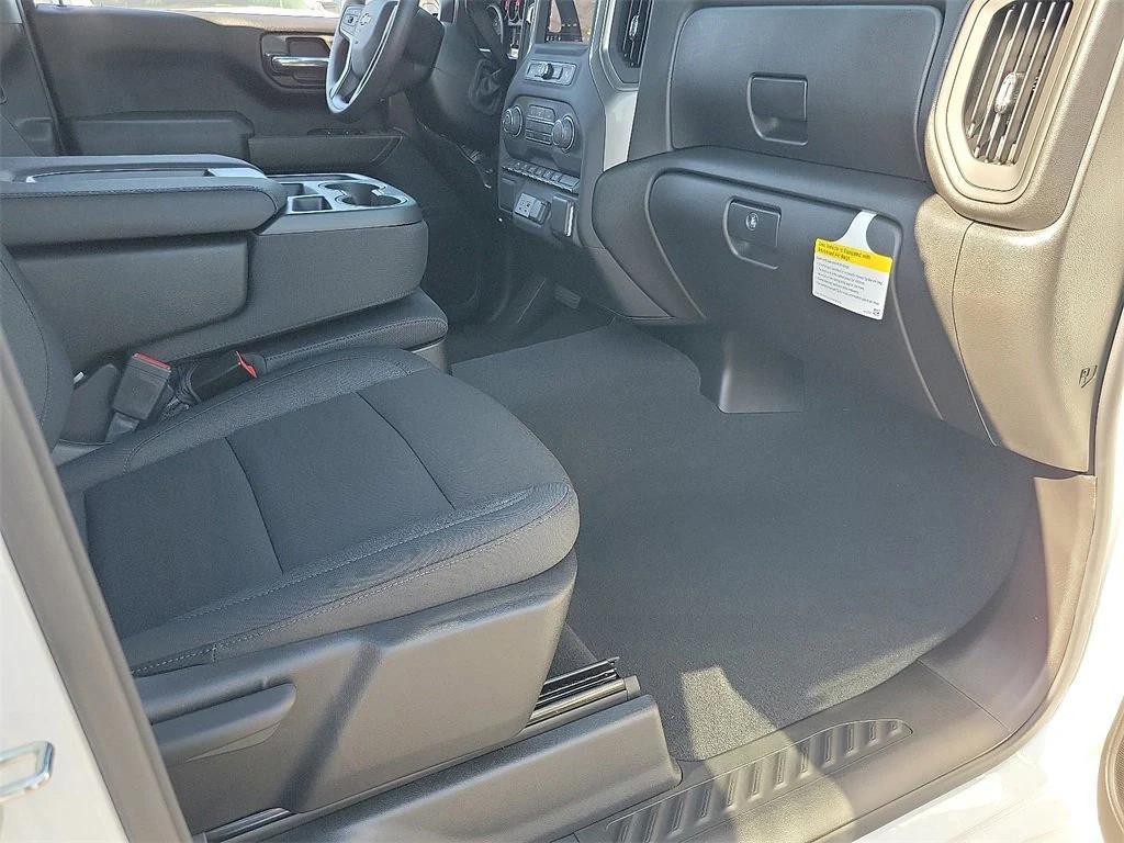 new 2026 Chevrolet Silverado 1500 car, priced at $42,615