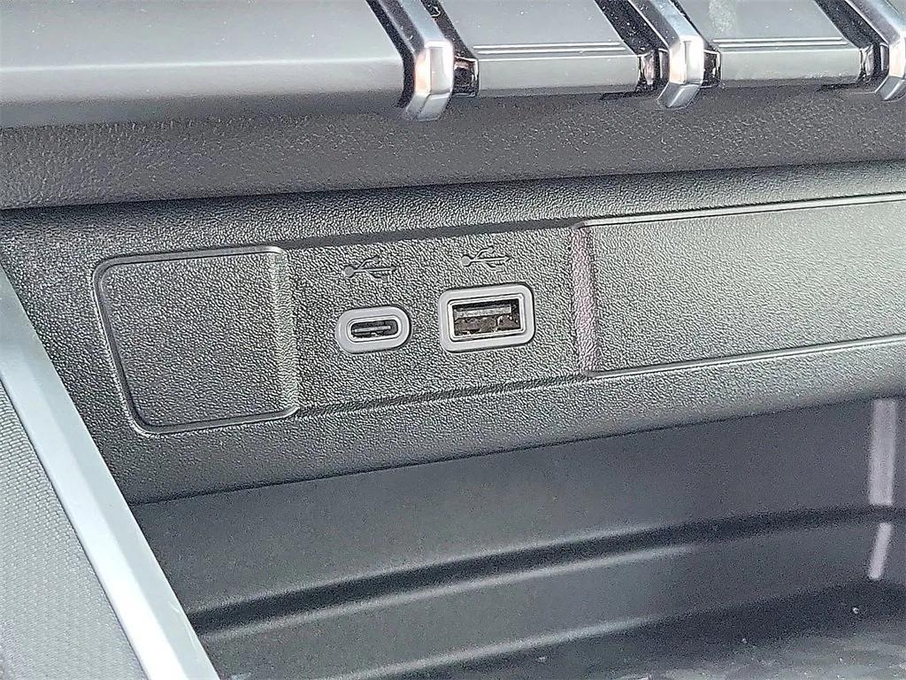 new 2026 Chevrolet Colorado car, priced at $45,620