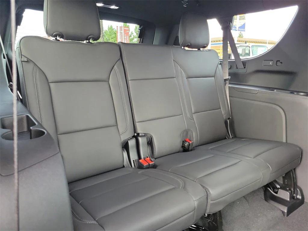 new 2026 Chevrolet Suburban car, priced at $71,580