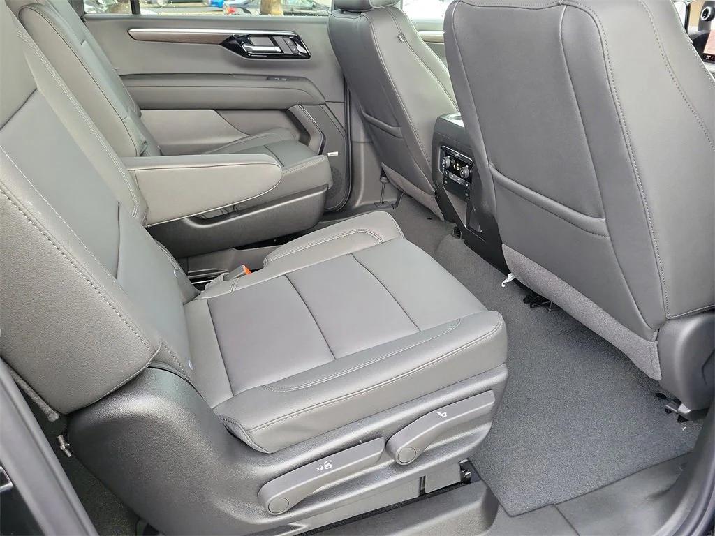 new 2026 Chevrolet Suburban car, priced at $71,580