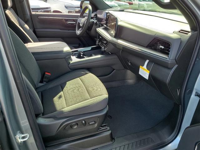 new 2025 Chevrolet Tahoe car, priced at $61,120