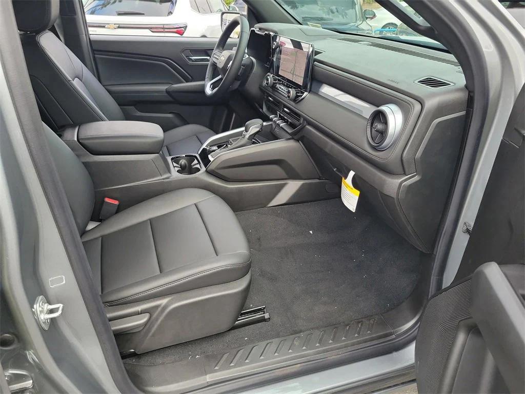 new 2025 Chevrolet Colorado car, priced at $41,065