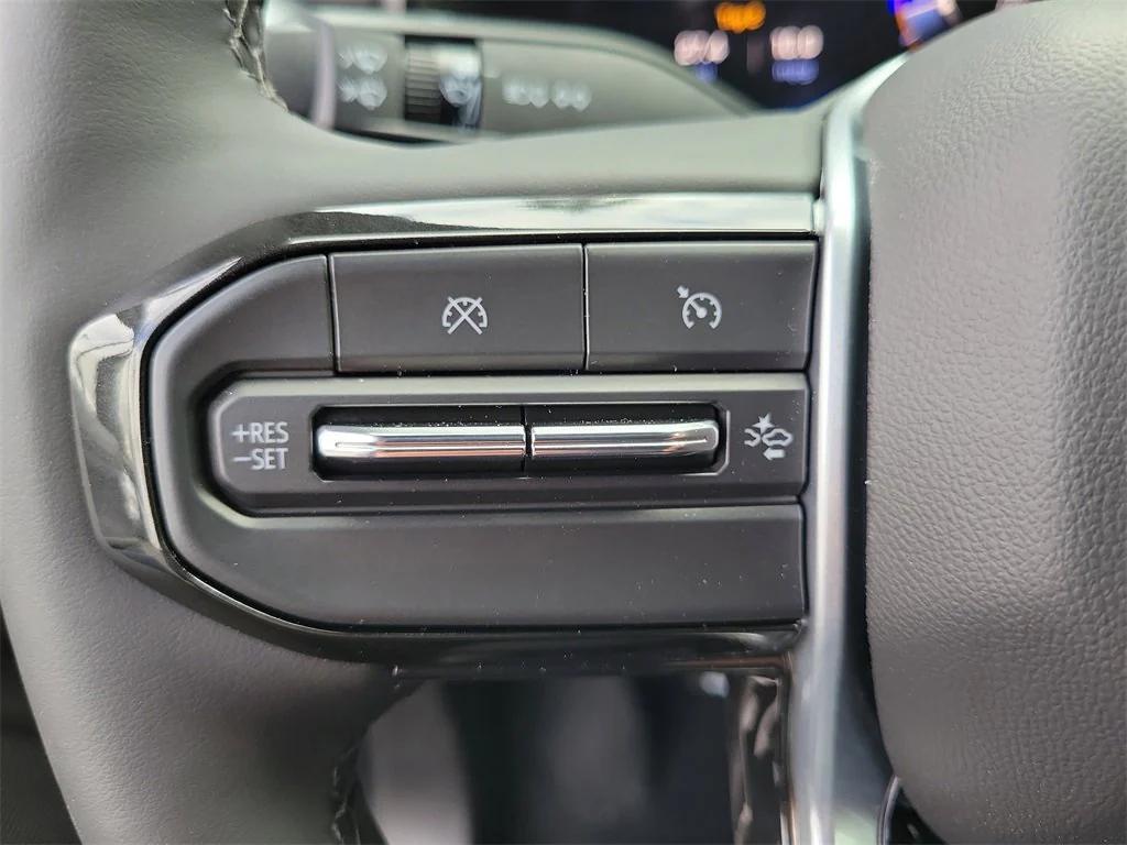 new 2025 Chevrolet Colorado car, priced at $41,065