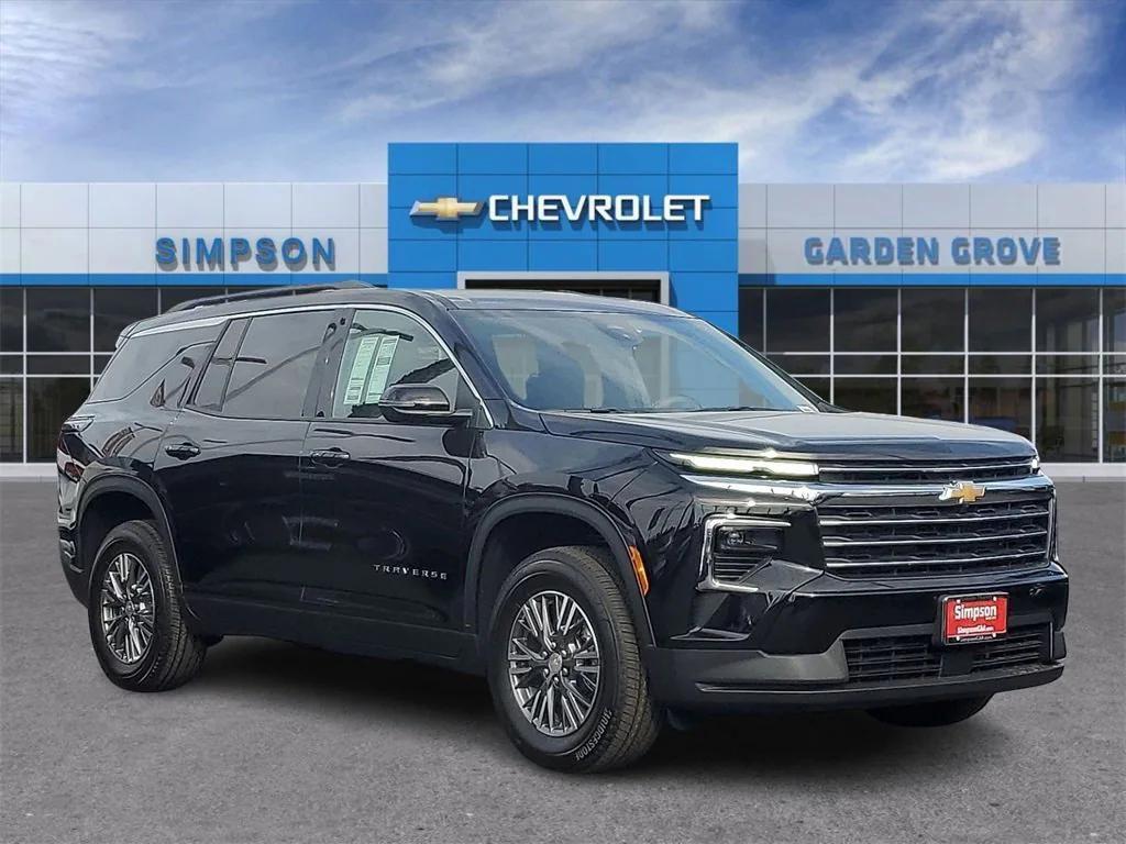 new 2026 Chevrolet Traverse car, priced at $42,820