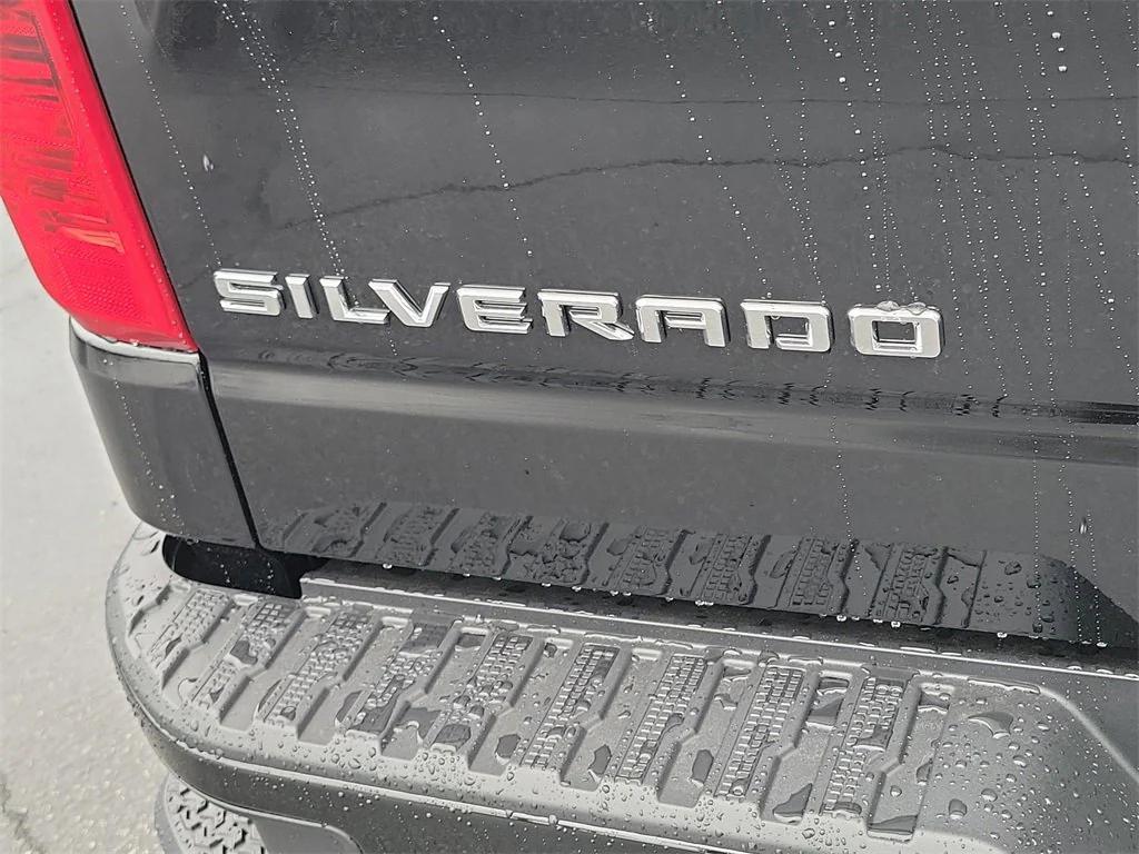 new 2026 Chevrolet Silverado 1500 car, priced at $42,615