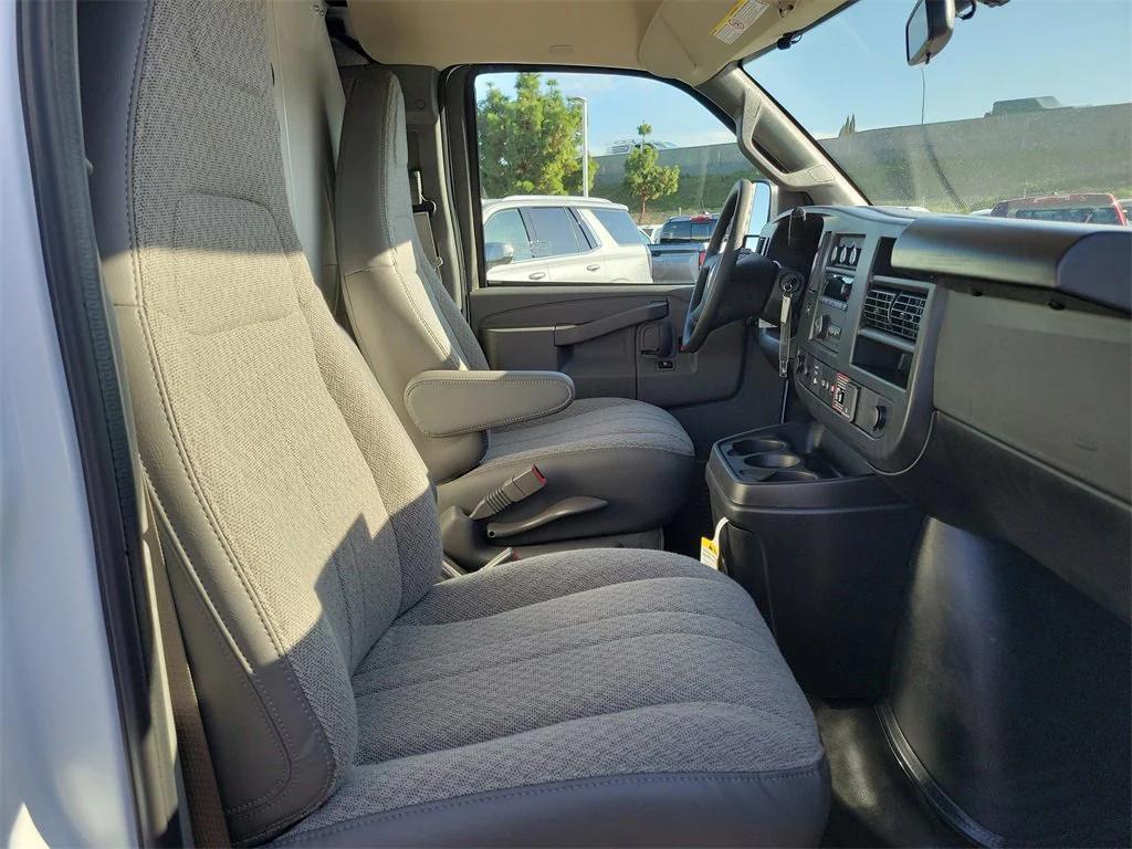 new 2025 Chevrolet Express 2500 car, priced at $49,999
