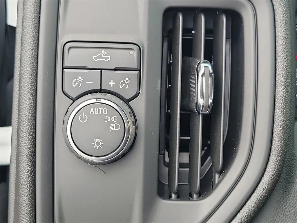new 2026 Chevrolet Silverado 1500 car, priced at $39,895