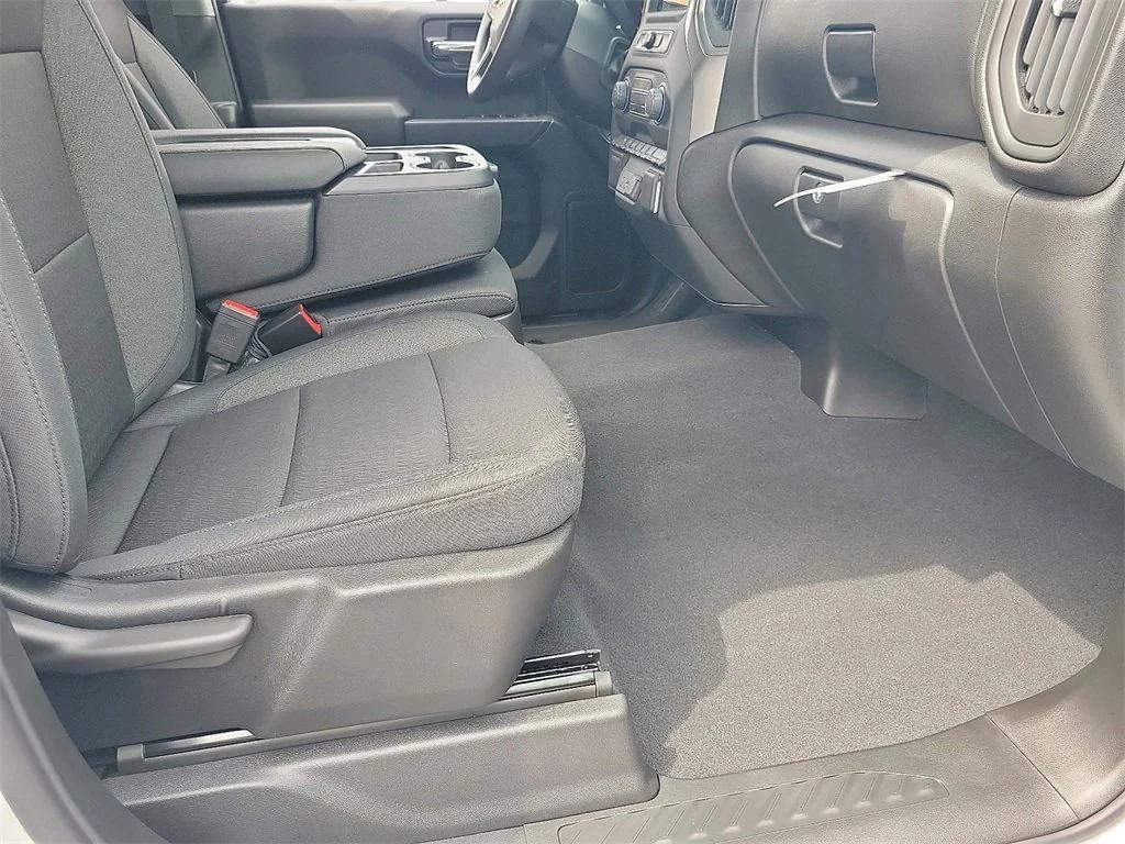 new 2026 Chevrolet Silverado 1500 car, priced at $42,615