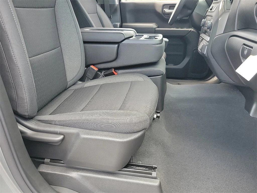 new 2026 Chevrolet Silverado 1500 car, priced at $42,615