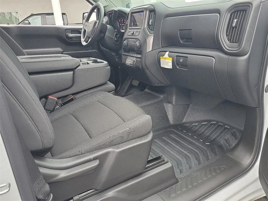 new 2026 Chevrolet Silverado 1500 car, priced at $35,915