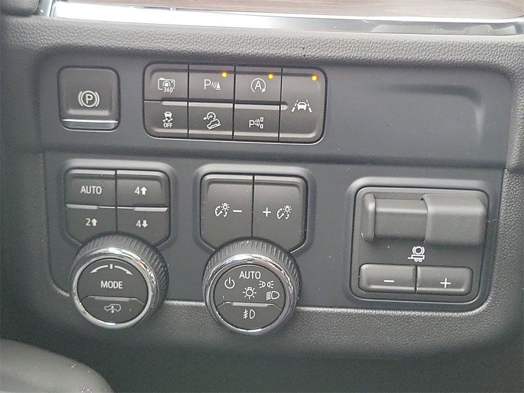 new 2026 Chevrolet Suburban car, priced at $87,675