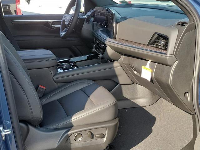 new 2025 Chevrolet Suburban car, priced at $67,570