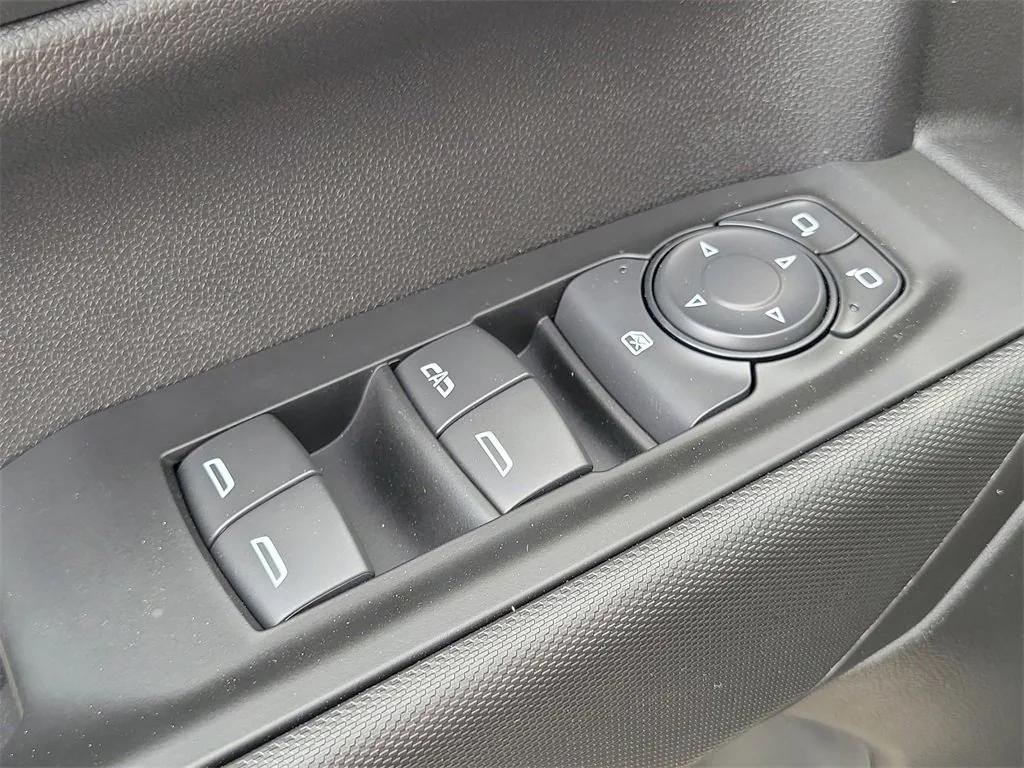 new 2026 Chevrolet Silverado 1500 car, priced at $42,615