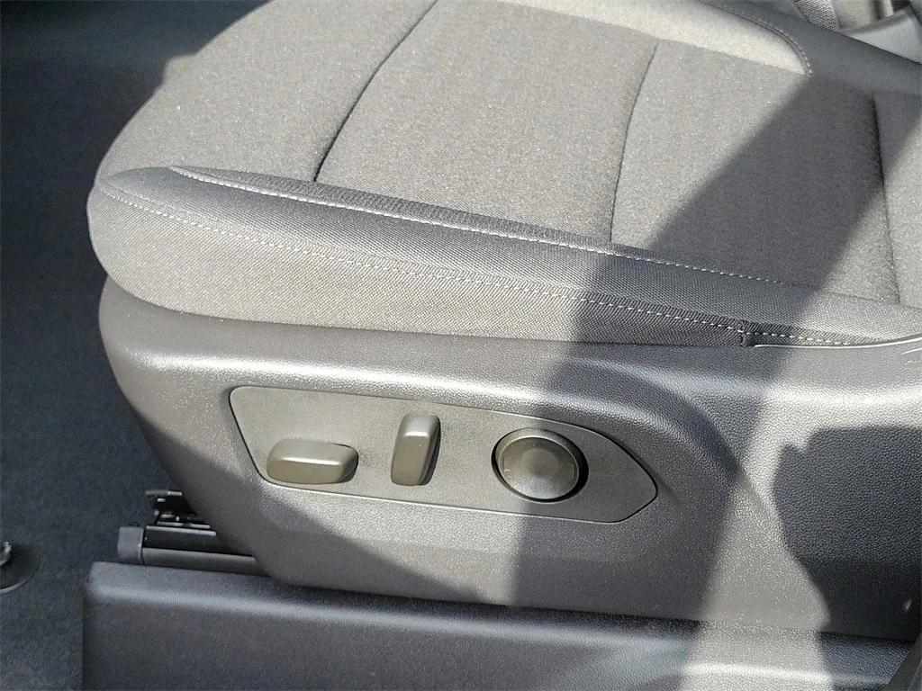 new 2026 Chevrolet Silverado 1500 car, priced at $42,615