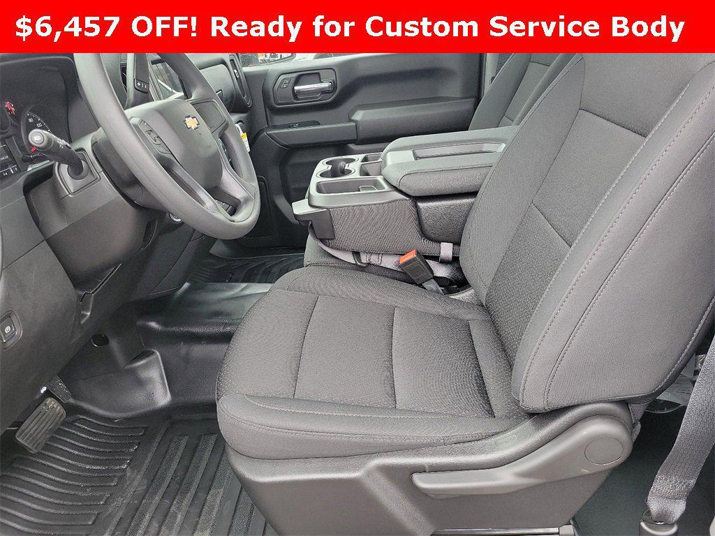 new 2024 Chevrolet Silverado 2500 car, priced at $39,999