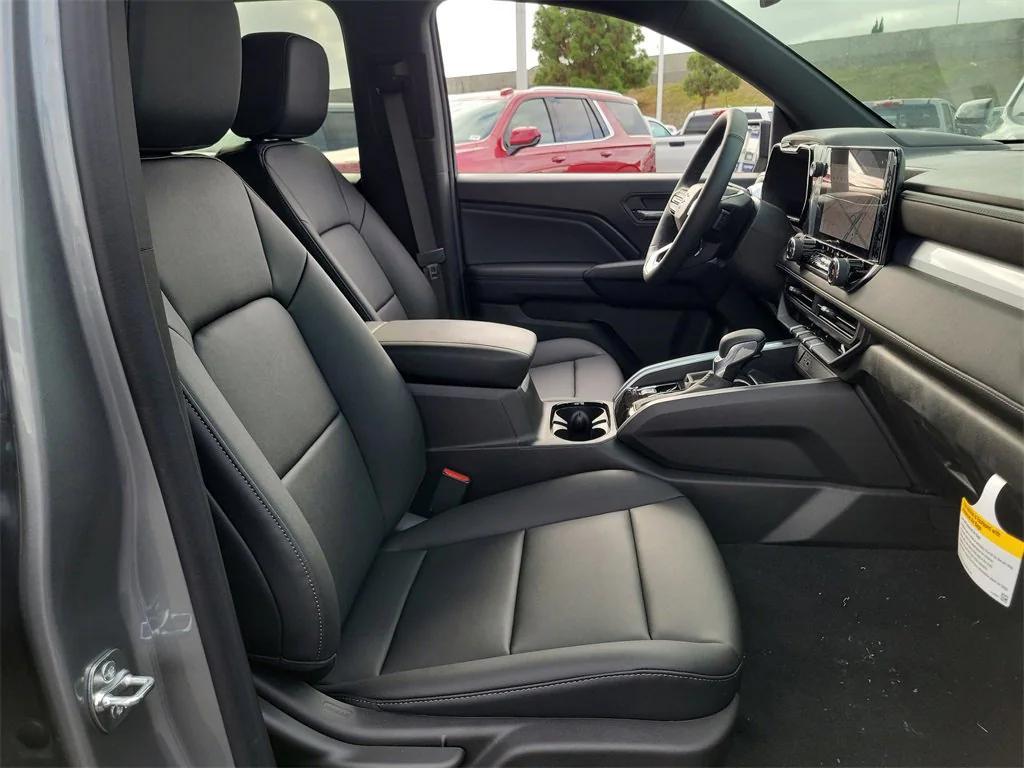 new 2025 Chevrolet Colorado car, priced at $41,065